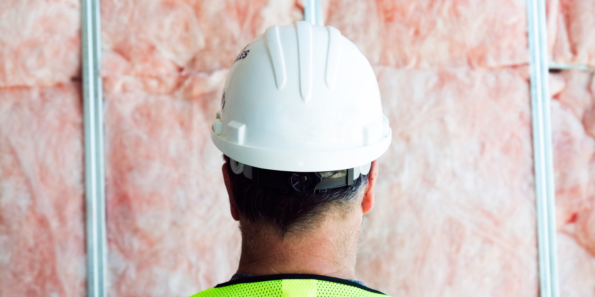 L'efficacité acoustique d'un doublage dépend du mur